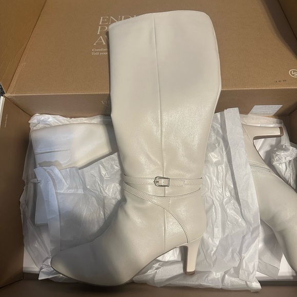 Life Stride Shoes - Lifestride Tall boots. Size 10. 3” heel. Almond toe. In a bone color. Worn once.
